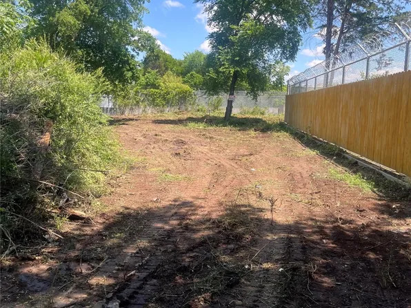 4340 McNeil St, Dallas, TX 75227