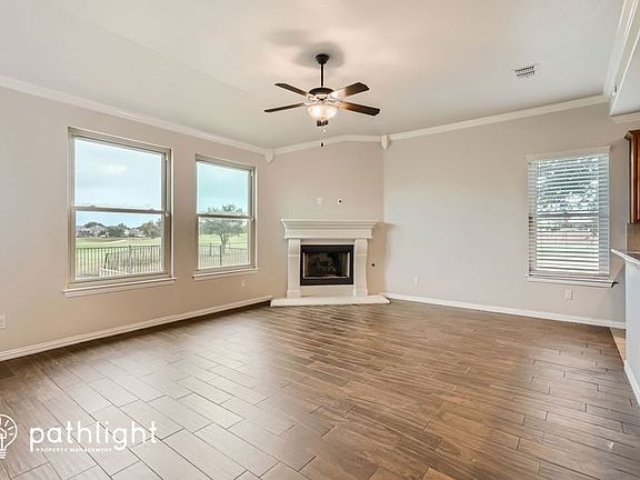 2nd image of 525 Formby Dr