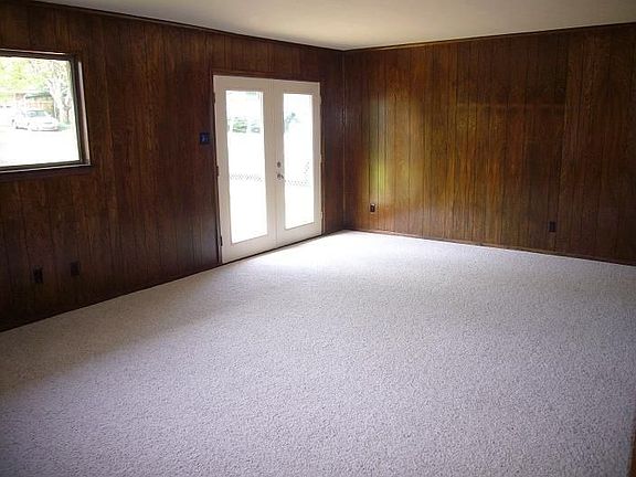 5th image of 714 Little Creek Dr