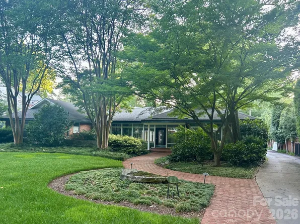 810 Colville Rd, Charlotte, NC 28207
