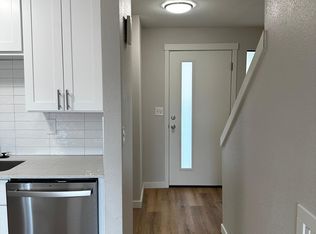 1020 SW 146th St APT B, Seattle, WA 98166