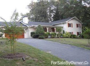 8010 Corteland Dr, Knoxville, TN 37909