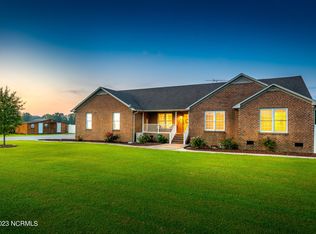 585 Pauls Path Rd, La Grange, NC 28551