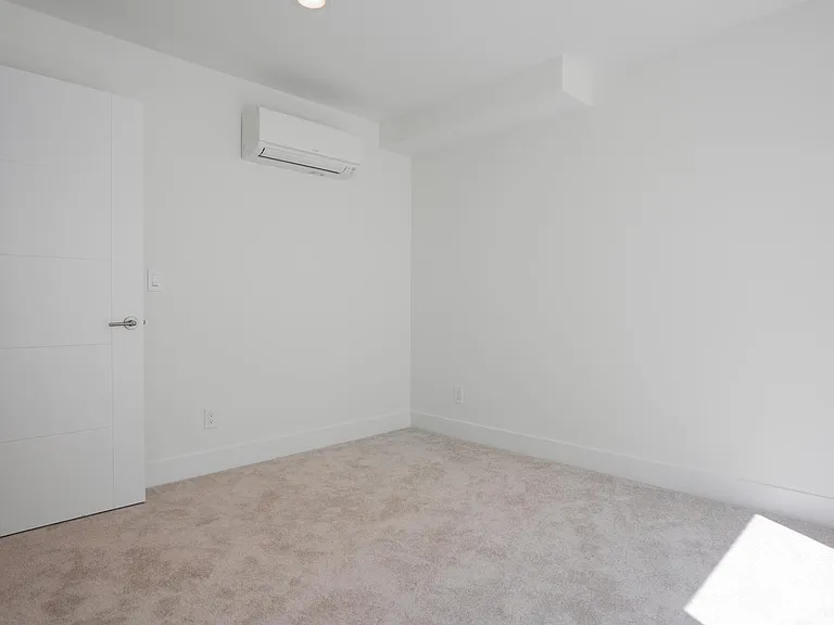 2843 S Myrtle St — Photo 12