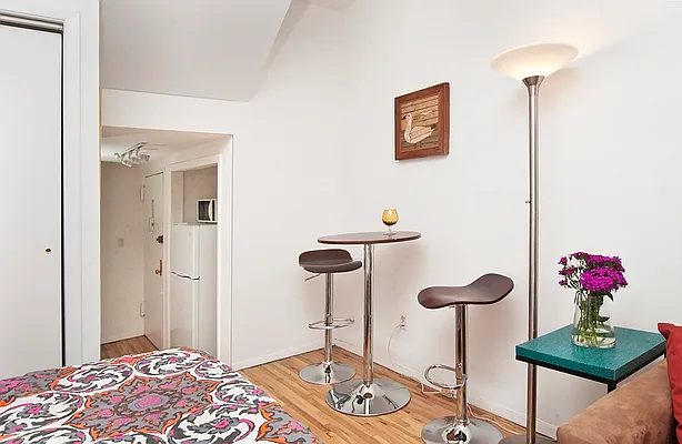 Rented by Voro, LLC | media 7