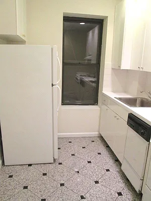 Rented by Keller Williams NYC | media 20