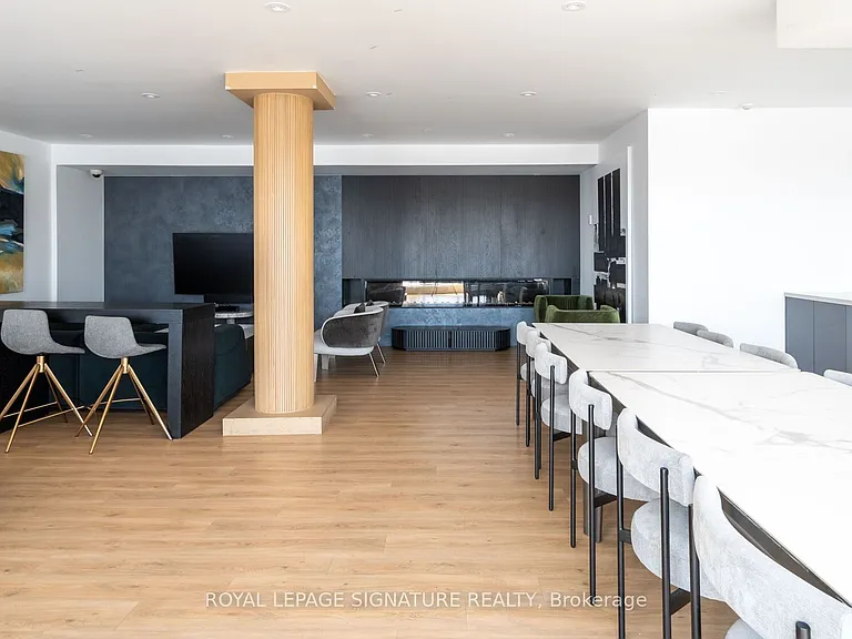 59 E Liberty St #905 — Photo 36