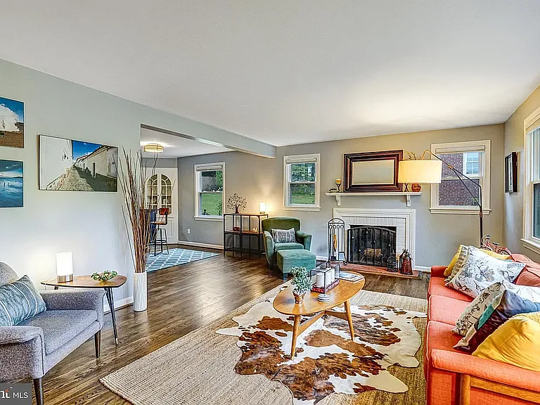 5223 Yorktown Blvd — Photo 4