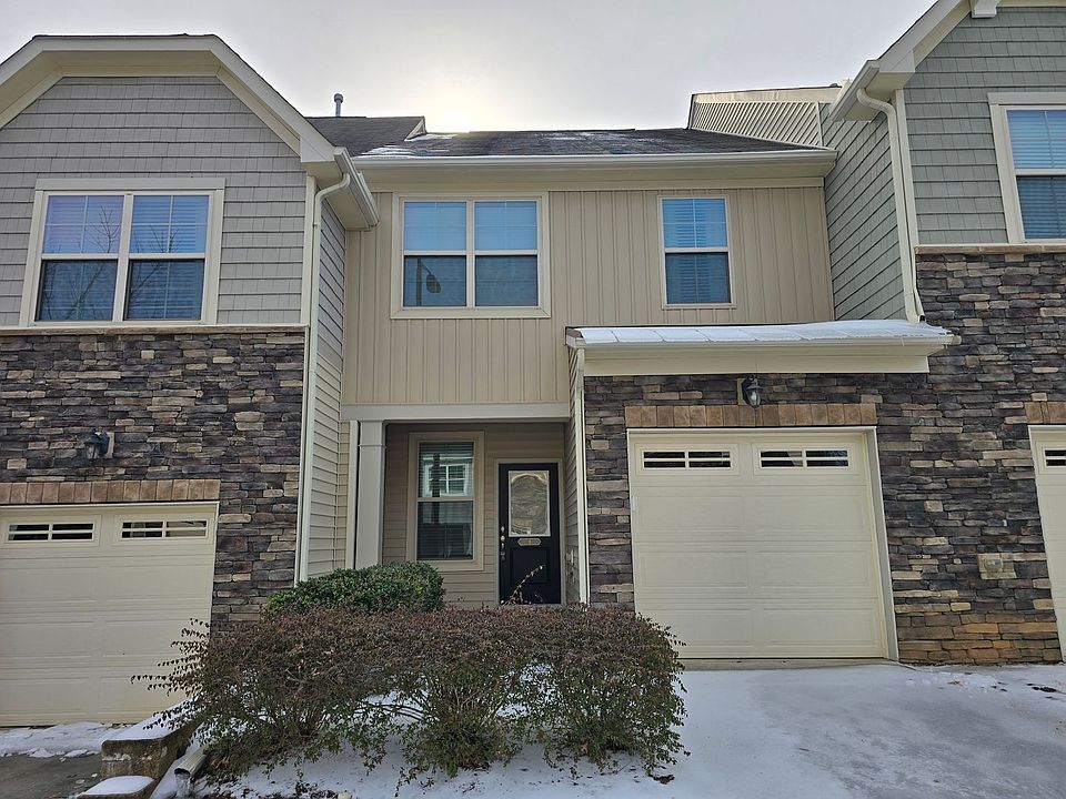 1st image of 4 Dinara Dr