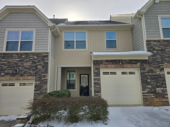 4 Dinara Dr, Durham, NC 27705