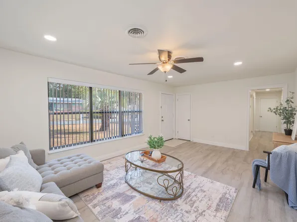 431 Andrew Dr, Valparaiso, FL 32580