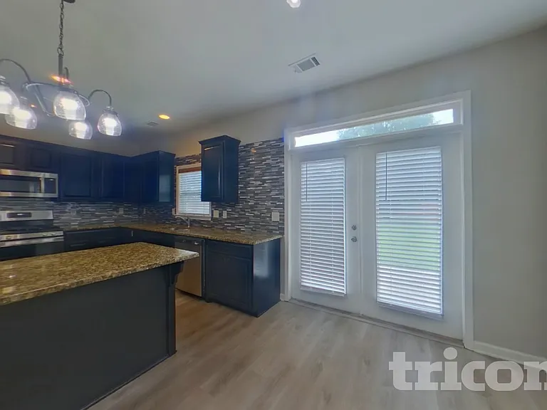 7259 Madison Cir — Photo 4