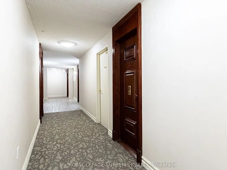 11 Michael Power Pl #610 — Photo 2