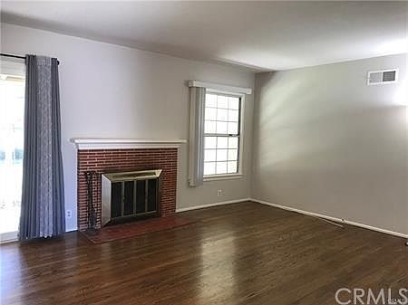 3rd image of 350 Trayer Ave