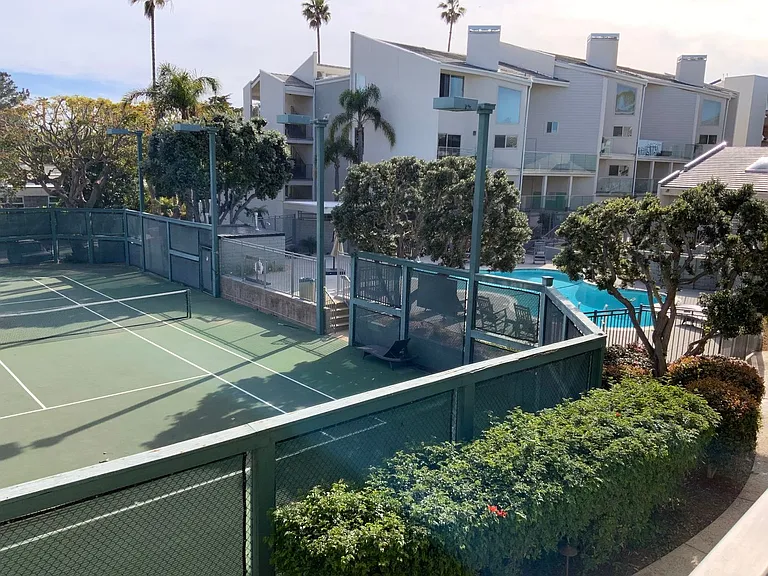 135 S Sierra Ave #14 — Photo 34