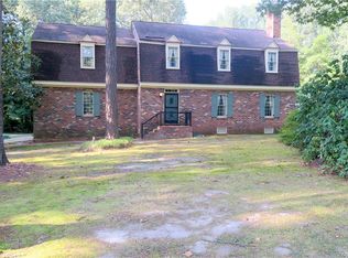 10820 Chalkley Rd, North Chesterfield, VA 23237