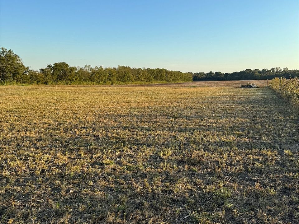 2nd image of Mardell Ln