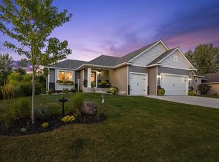 1132 Woodland Dr, Howard Lake, MN 55349