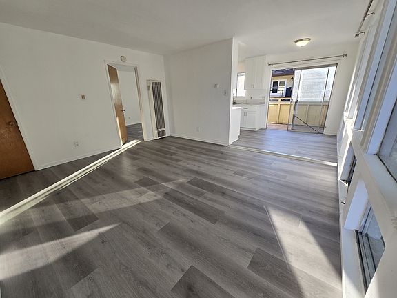 3rd image of 263 La Pala Dr #4