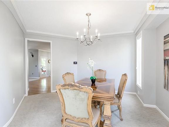 5th image of 8511 W 130th St