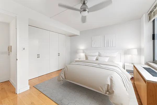 Sold by Triplemint | media 6