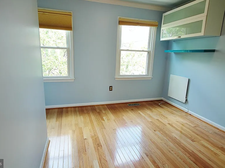 1006 Wythe St — Photo 11