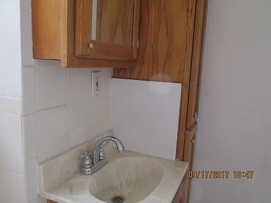 Rented by Windsor Homes Realty Corp | media 1