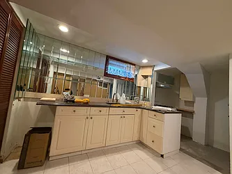 154-70 Eleventh Avenue
