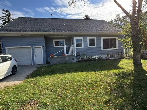 308 N Staffon St #1, Ludington, MI 49431