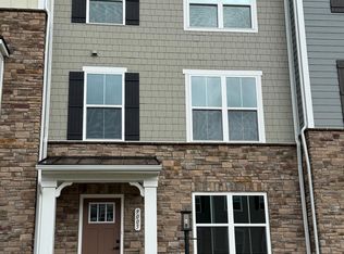 9005 Hickory Rd, Gibsonia, PA 15044