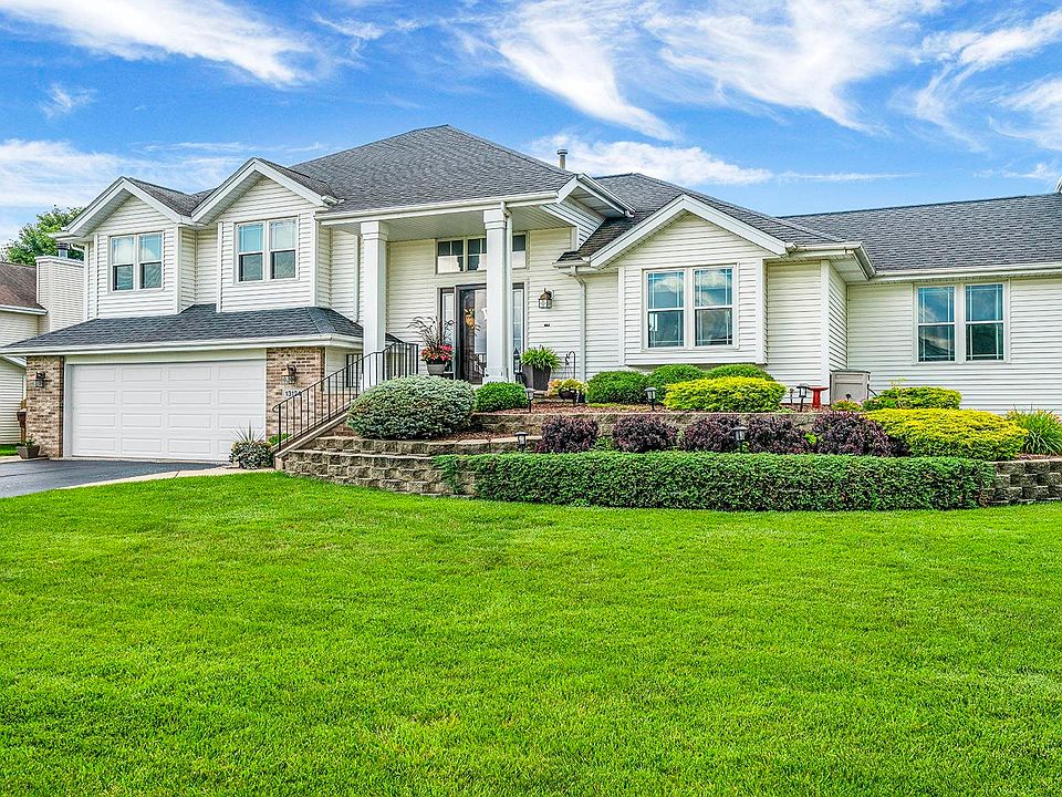 13124 Huntington Chase, Rockton, IL 61072 Zillow