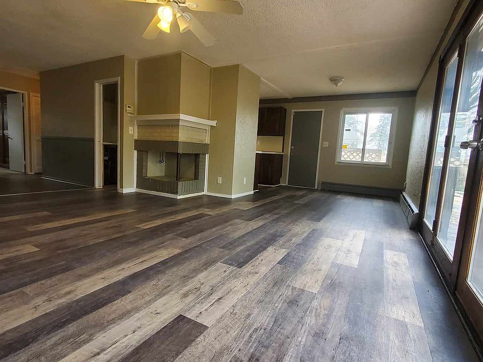 1st image of 3129 Briarwood Dr