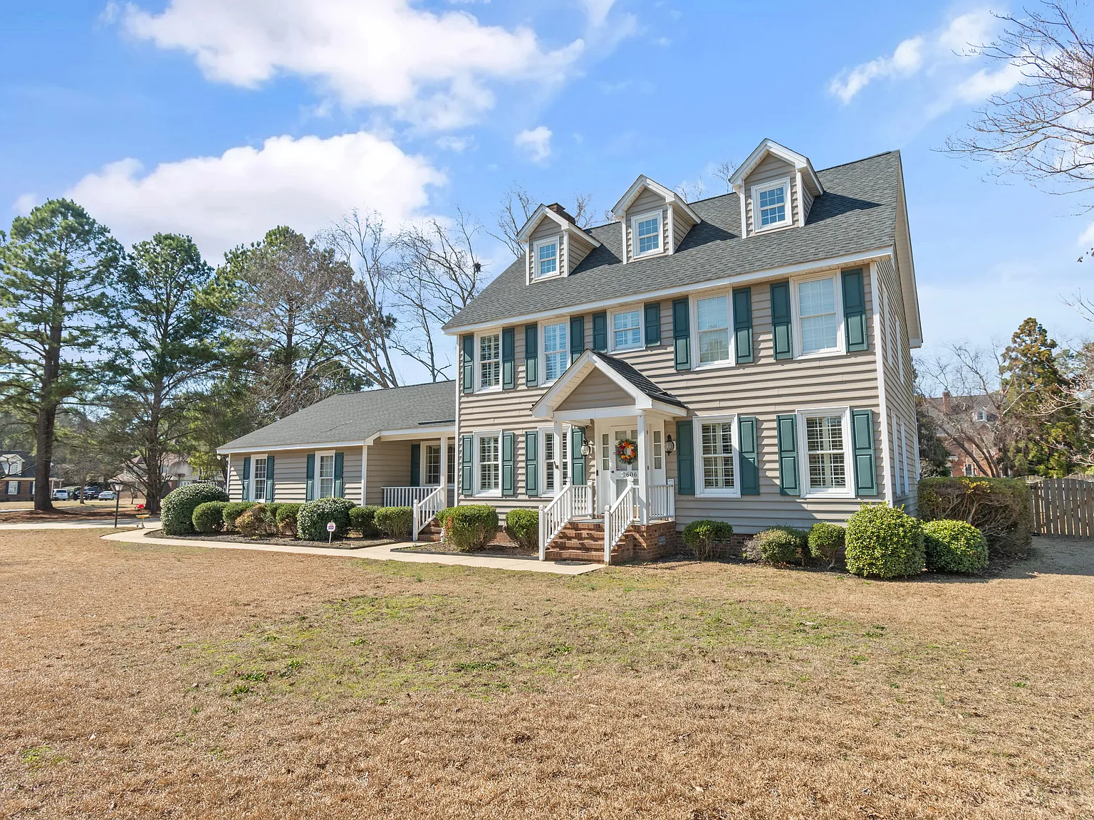 4 bed, 3061 sqft, $3,000 — Photo 4