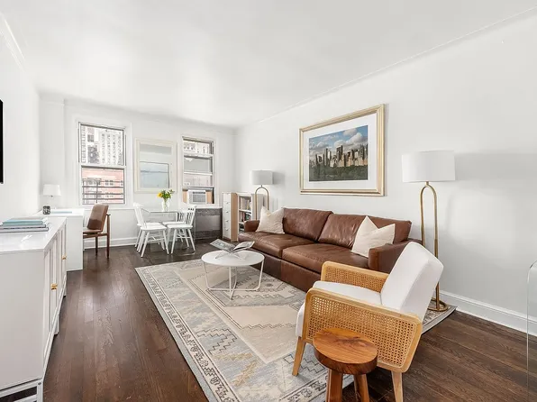 166 W 22nd St APT 6C, New York, NY 10011