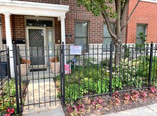 4026 N Clark St, Chicago, IL 60613