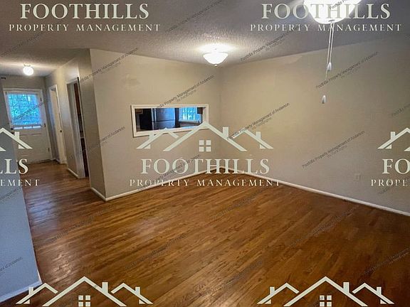3rd image of 323 Johnson Ave