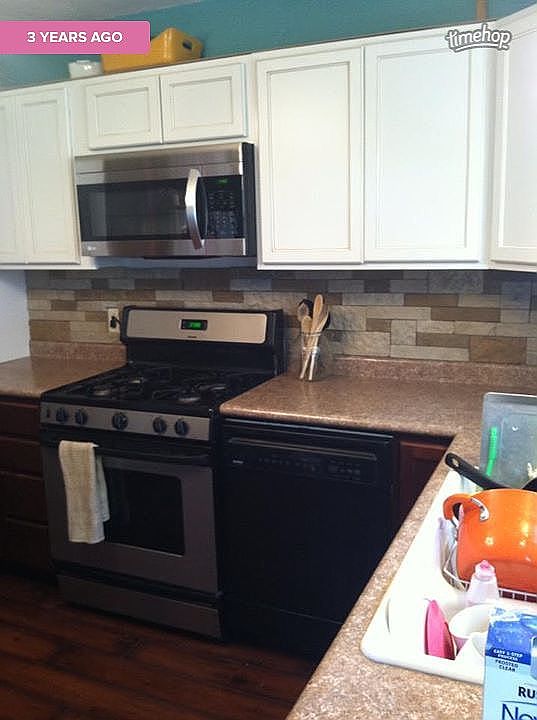 2nd image of 906 Carol Cir