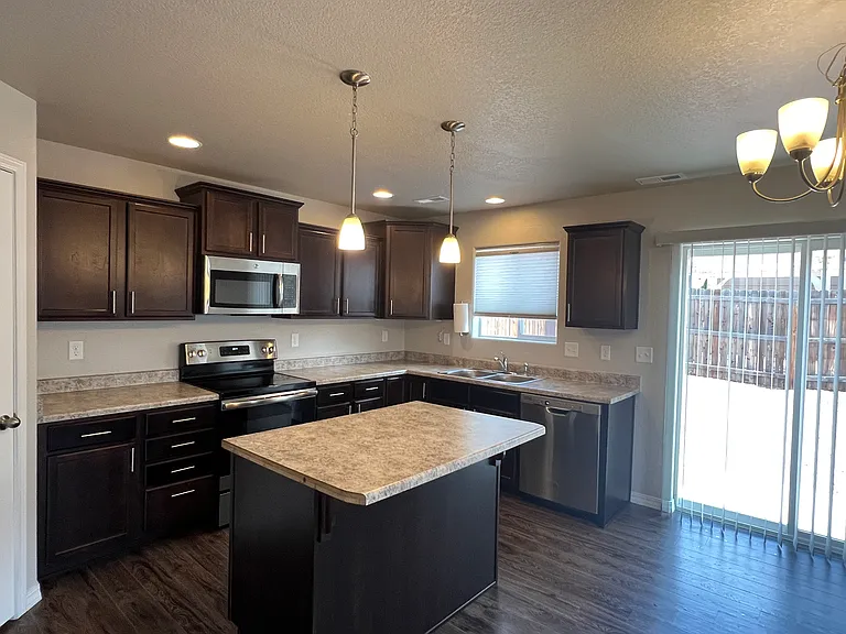 7703 Sangalo Grv — Photo 11
