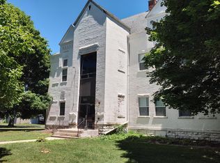 409 S Maple St #106, Kouts, IN 46347
