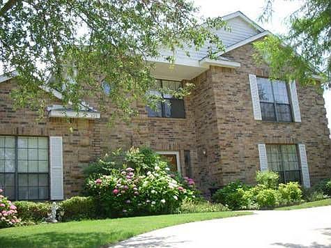 2nd image of 309 Charleston Dr