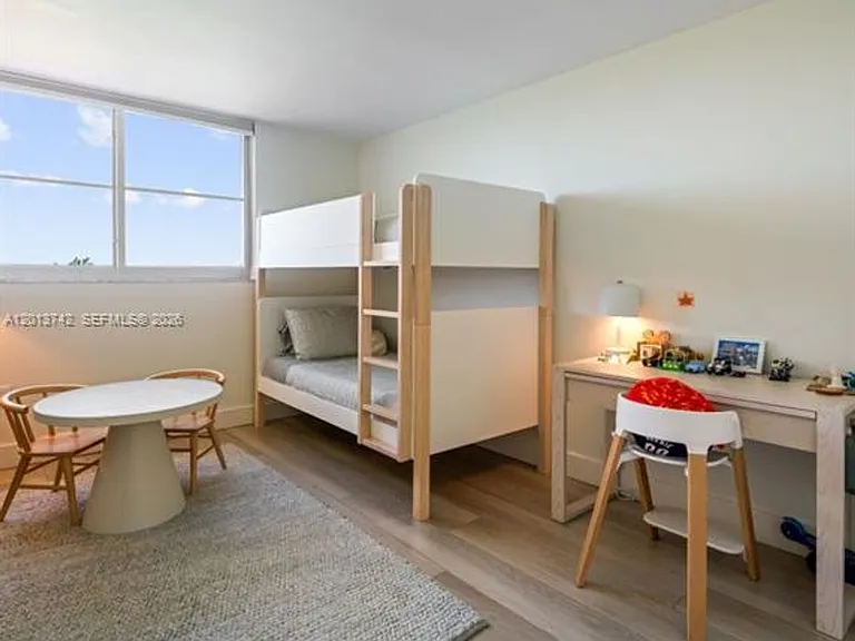 210 Sea View Dr #501 — Photo 16