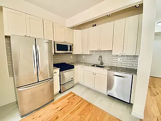 Rented by RELO REDAC INC.