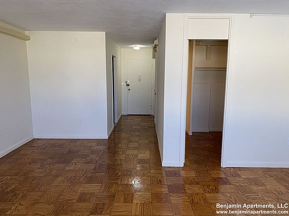 2nd image of 77 Monmouth St #604G