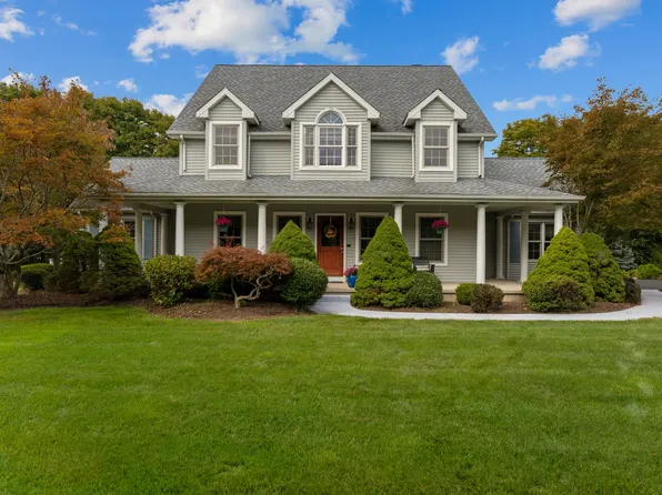 5 Taylor Lane, Wallingford, CT 06492