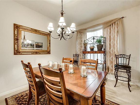 3rd image of 515 Grayson Ln
