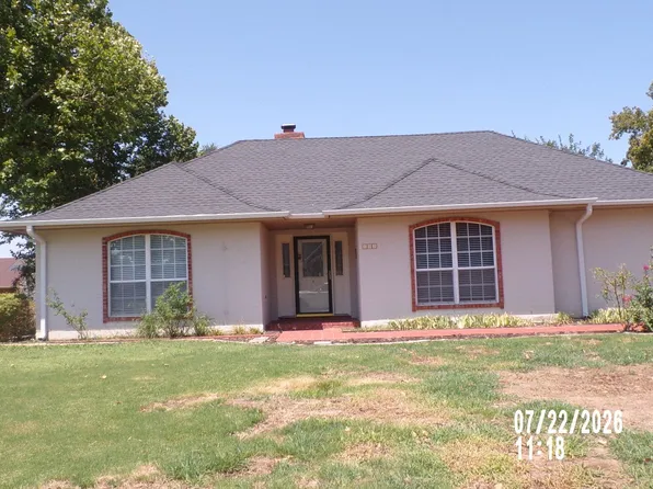 802 NW Seaton Pl, Lawton, OK 73505