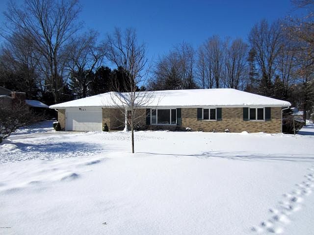 1st image of 267 Watkins Ln