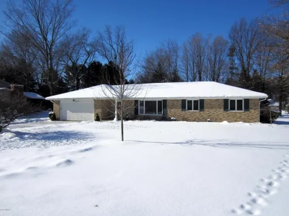 267 Watkins Ln, Battle Creek, MI 49015