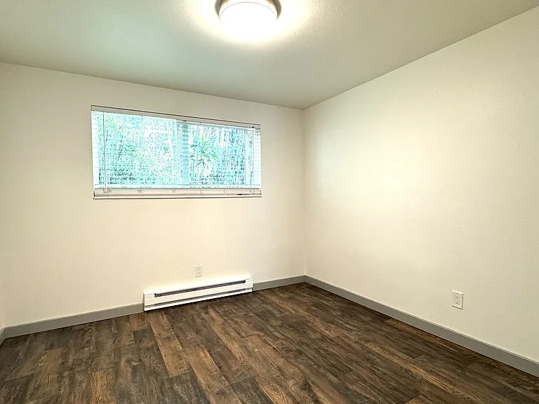 3000 E Spruce St — Photo 10
