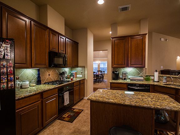 5th image of 518 Stoneridge Terrace Ln